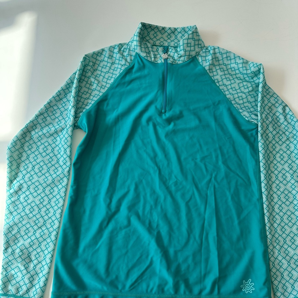 UV Skinz UPF 50+ women’s long sleeve quarter zip Sun and swim shirt, size medium